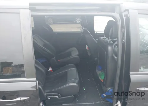 2014 Dodge Grand Caravan Sxt 30Th Anniversary z USA, uszkodzony, nr VIN 2C4RDGCG7ER450769